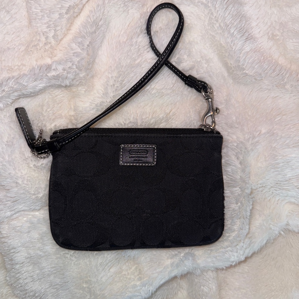 Coach Signature Black Wristlet